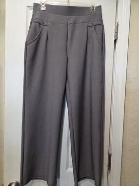 Polished & Poised Women’s Wide-Leg Ponte Pants in Black and White